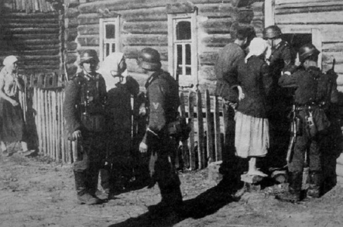 Судьба, которую не выбирают: история Алексея Васильева Судьба, которую не выбирают: история Алексея Васильева Алекс, войны, жизнь, оккупации, своей, Германии, всего, пневматический, жалование, удалось, офицерами, граждан, сложно, работать, Демянском, Именно, сказать, имени, пистолет, кухне
