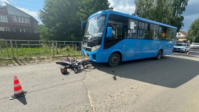 картинка d741d92bf0 roditelskaja halatnost ili tragicheskaja sluchajnost 13 letnjaja motociklistka i ee passazhirka v reanimacii posle dtp 4