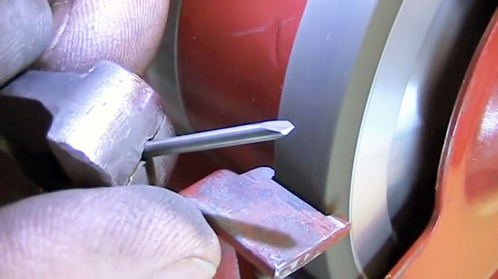 картинка 36c10ddd1f chem sverlit kalenuju stal 8