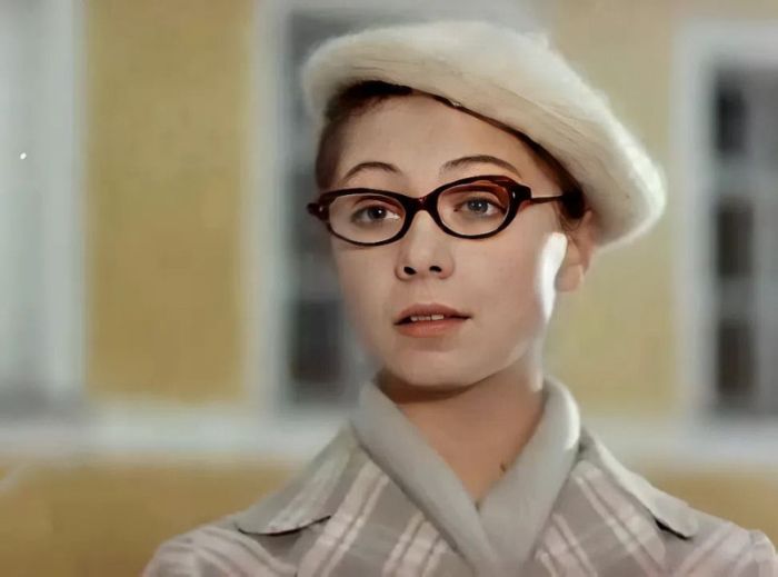 Елена Аржаник: культовый кадр и упущенная слава Аржаник, Елена, фильме, сниматься, просто, всего, актрисы, вышла, фильма, замуж, стала, нескольких, начала, актриса, фильм, успел, именно, Актриса, мужем, Генри