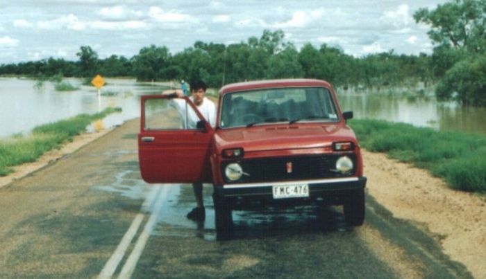 картинка 1019c8a2d3 niva protiv avstralijskih prostorov kak zhurnalisty komsomolki i rtr pokorjali kontinent 2