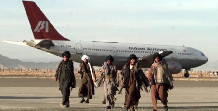 картинка 10967d43bc kogda obychnyj rejs stal koshmarom ugon airbus a300 nakanune novogo goda 4