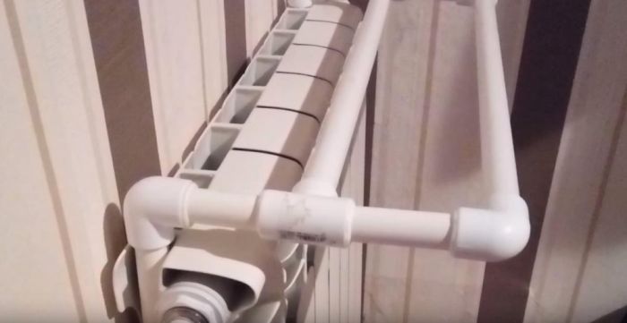 картинка ade191a10b sushilka na batareju iz plastikovyh trub 11